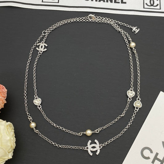 Chanel Long Gold 18K Gold Necklace