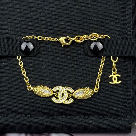 Chanel 26C Diamond Gold 18K Gold Bracelet
