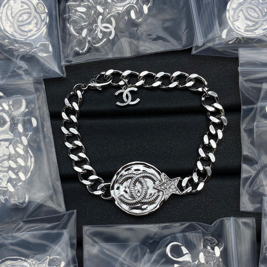 Chanel Chain 18K Gold Bracelet