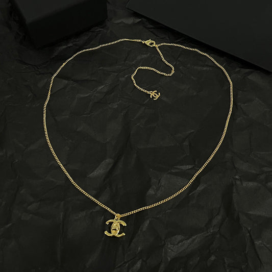 Chanel Vintage 18K Gold Necklace