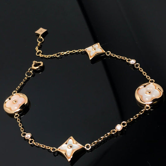 Louis Vuitton Idylle Blossom 18K Gold Bracelet